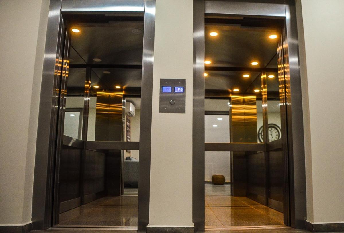 Illia 121 Apart Hotel Neuquen Exterior photo