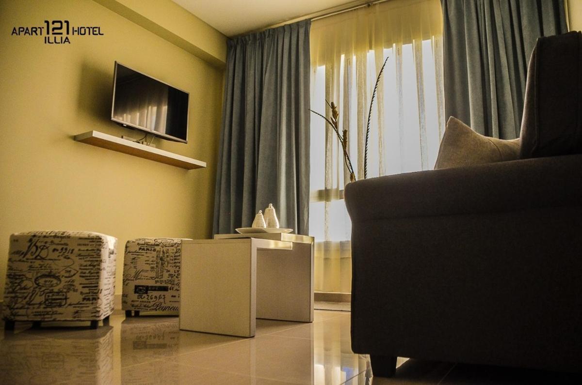 Illia 121 Apart Hotel Neuquen Exterior photo