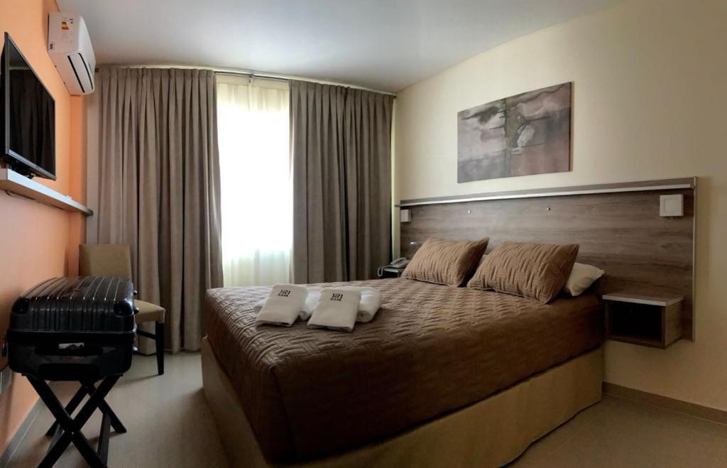 Illia 121 Apart Hotel Neuquen Exterior photo